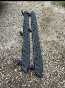 Side steps 2018 Toyota tacoma