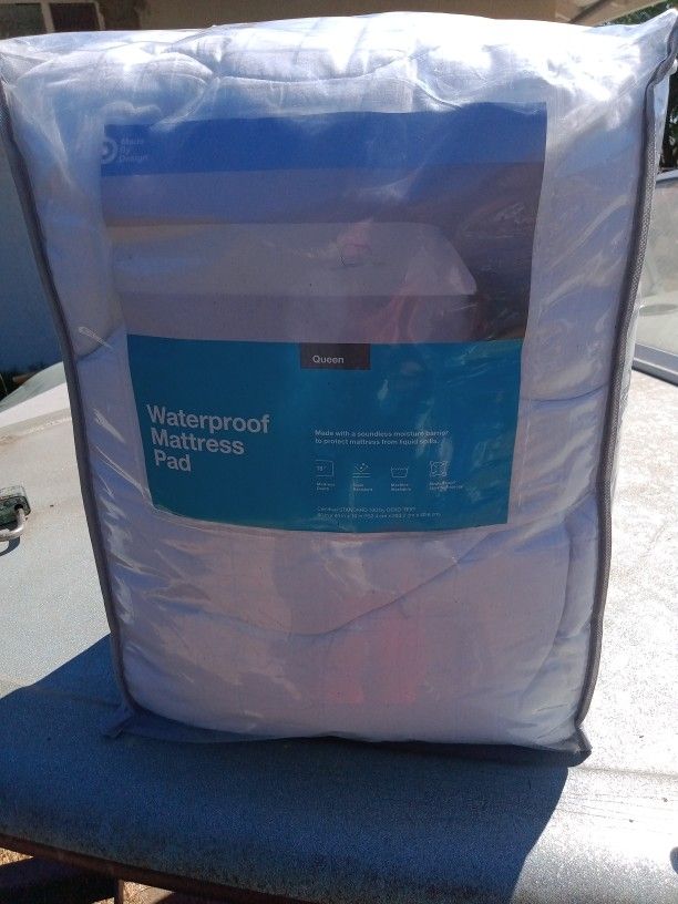 Queen Size Mattress Pad