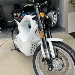 SONDORS Electric Metacycle 