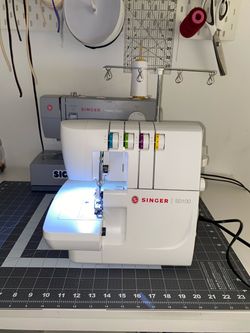 Singer S0100 Serger Overlock Machine