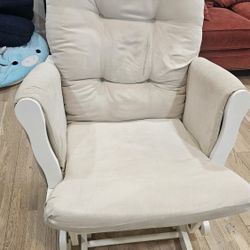 Rocking Chair (Very Clean)