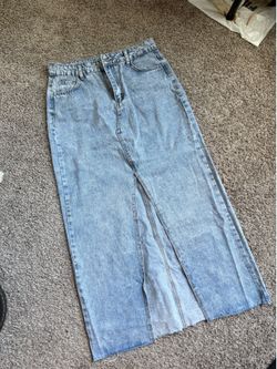 Denim skirt