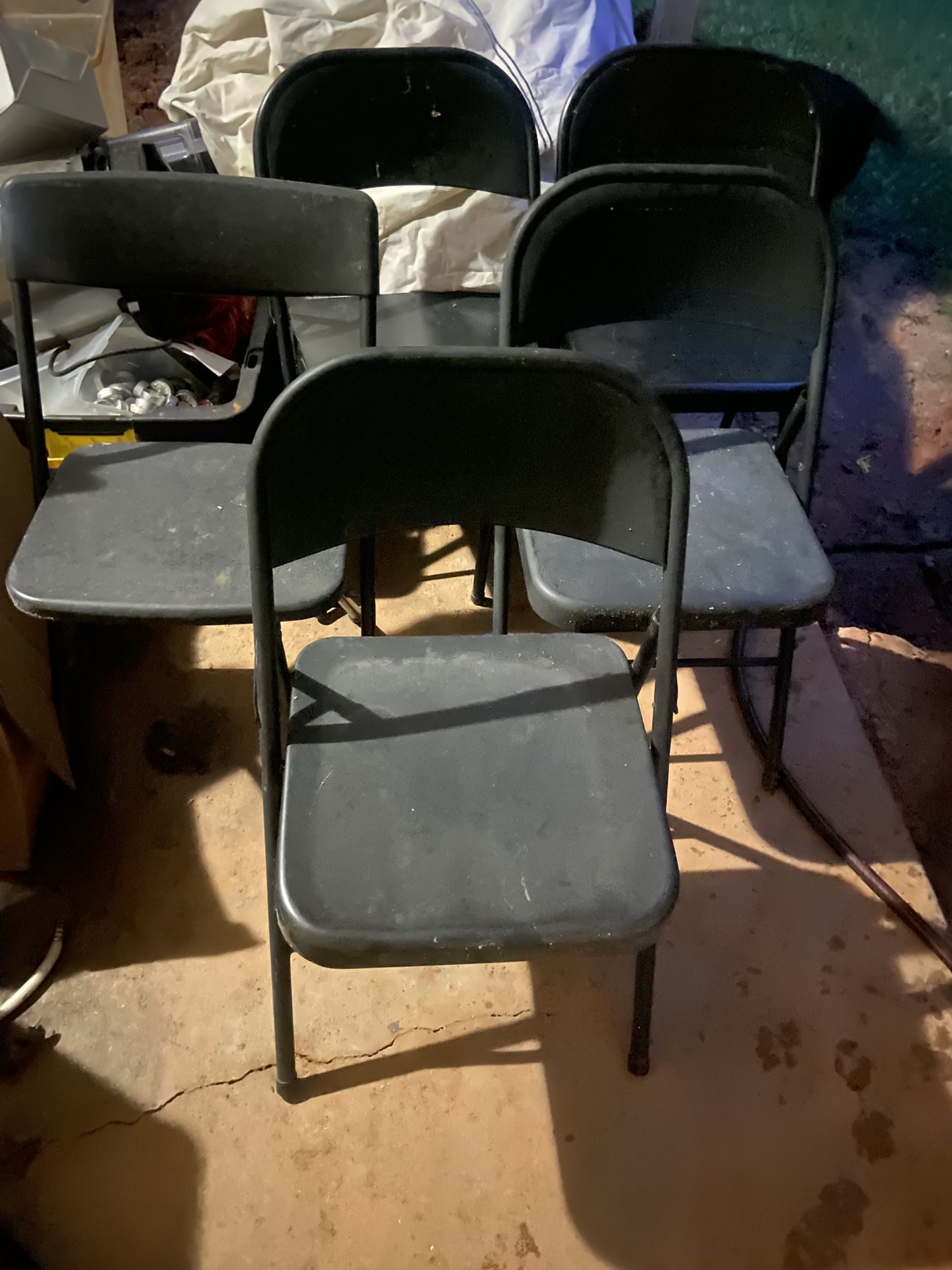 5 Folding Chairs