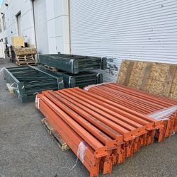 USED HEAVY DUTY PALLET RACKS FOR WAREHOUSE STORAGE