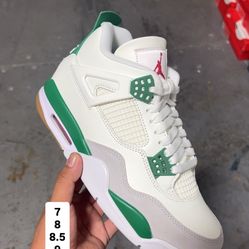 Air Jordan 4 SB Pine Green