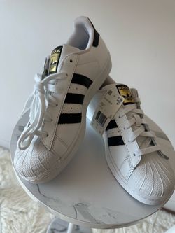 New Adidas Superstar Women’s Shoes – Size 8