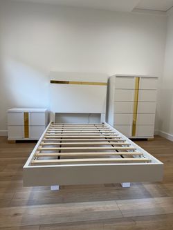Twin Bed - BRAND NEW