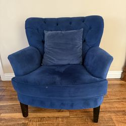 2 Blue Armchairs With Blue Pillows 