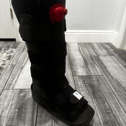 Walking Boot - Size Large