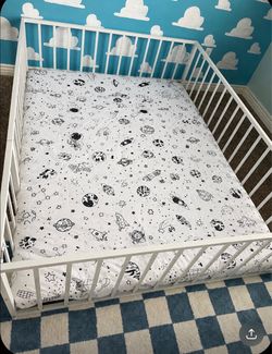 Queen bed