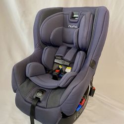 Nuna RAVA Convertible Car Seat – 2019 – Excellent Condition