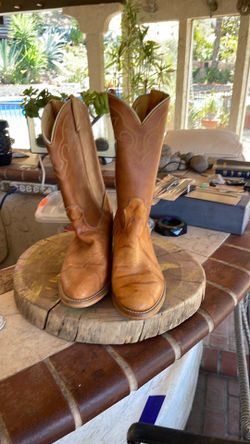 WILD COUNTRY men’s size 12 boots