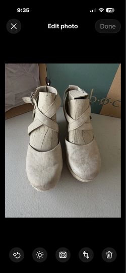 B.O.C Woman’s Shoes Size 7 M Bree Gold (Champagne) Z30210