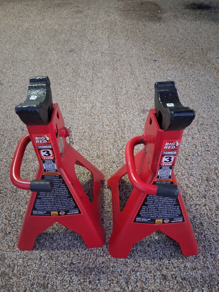 Big Red Jack Stands