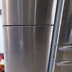 Stainless Steel Refrigerator Apt Size 