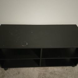 Table & Book Shelves