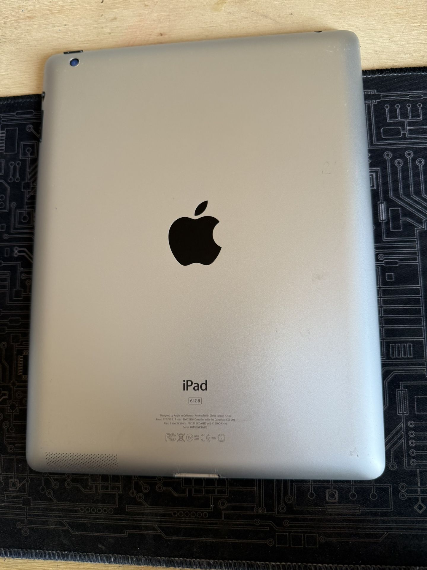 iPad 64 GB 