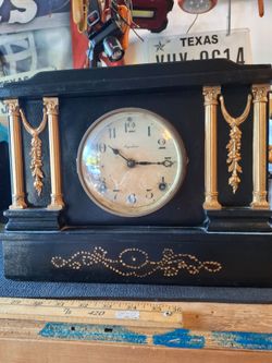 Antique mantle clock
