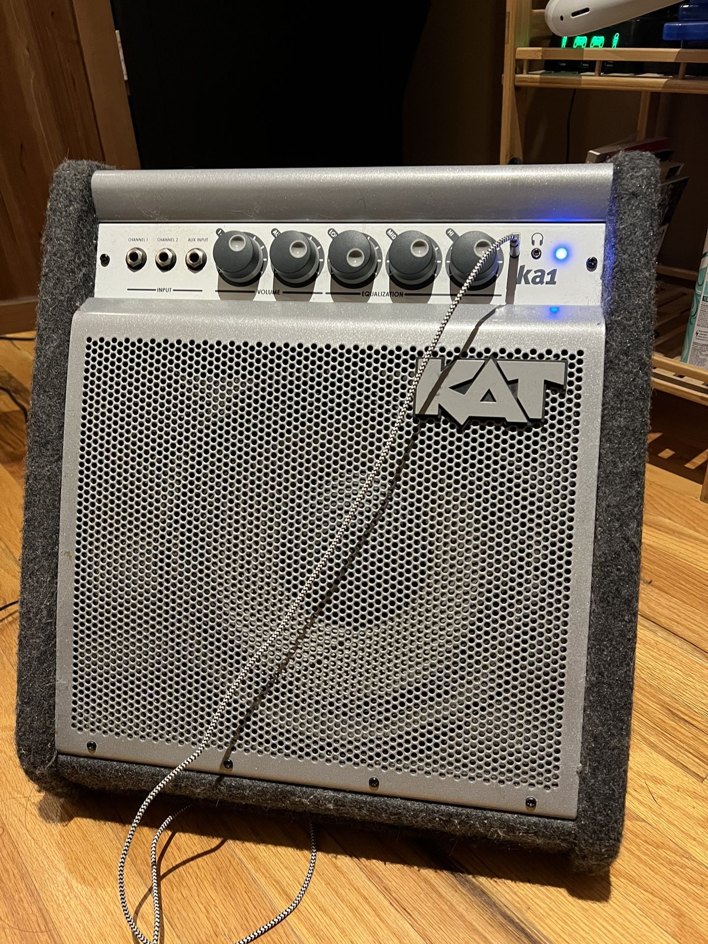 Kat Ka1 Percussion Amp: Barely Used