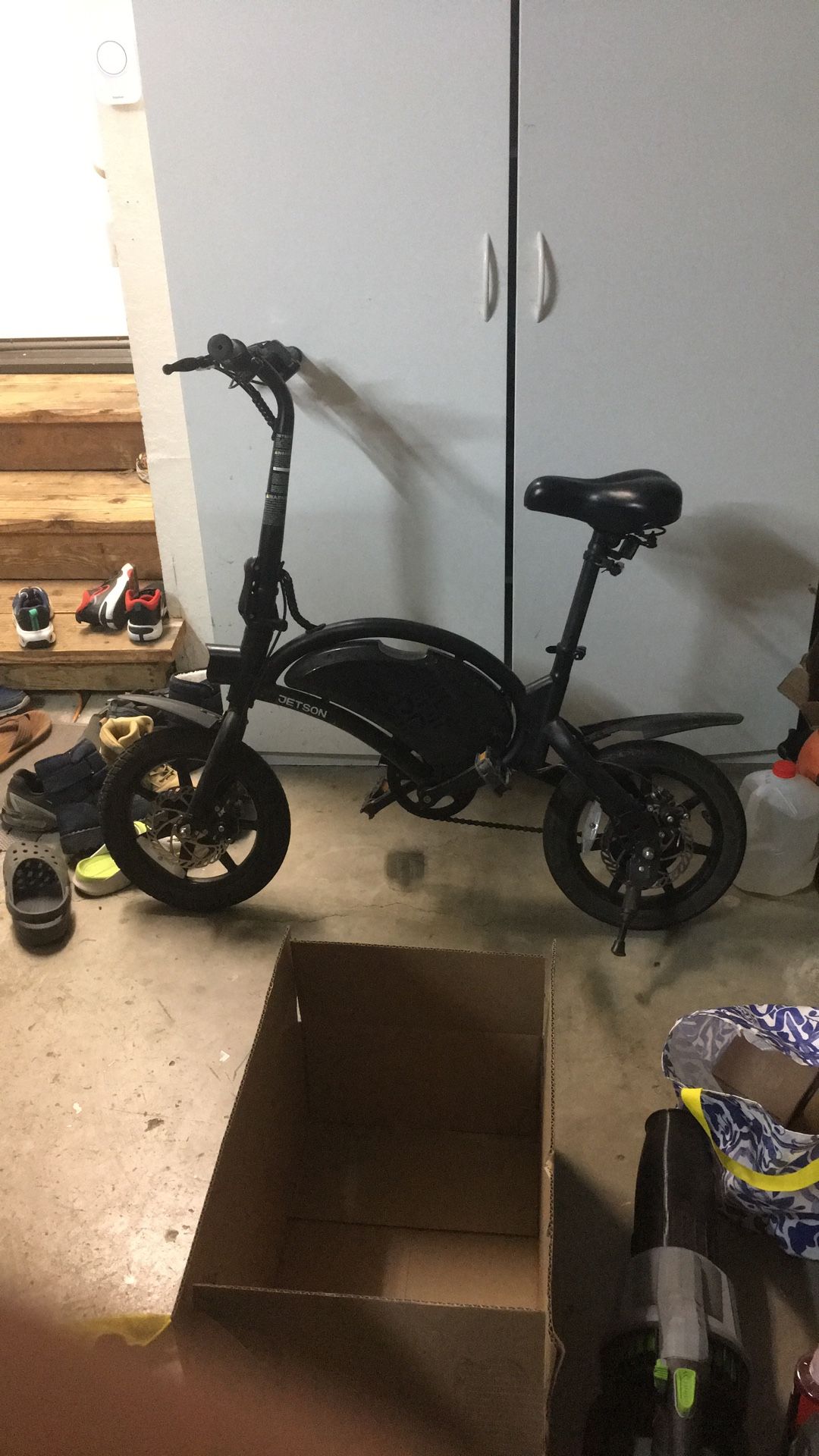 Jetson Bolt Pro (comes With Charger)