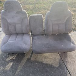 95-98 GM Split Bench Seat