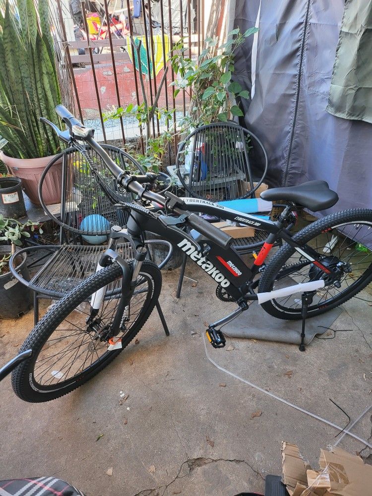 Cybertrack 300 Electric Bicycle 26mph Speed
