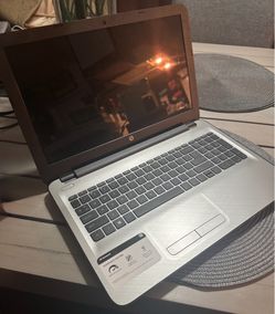 HP Laptop 15, Windows 11 Home, 15.6", Intel® Core™ i5, 8GB RAM, 256GB SSD, HD, Natural silver