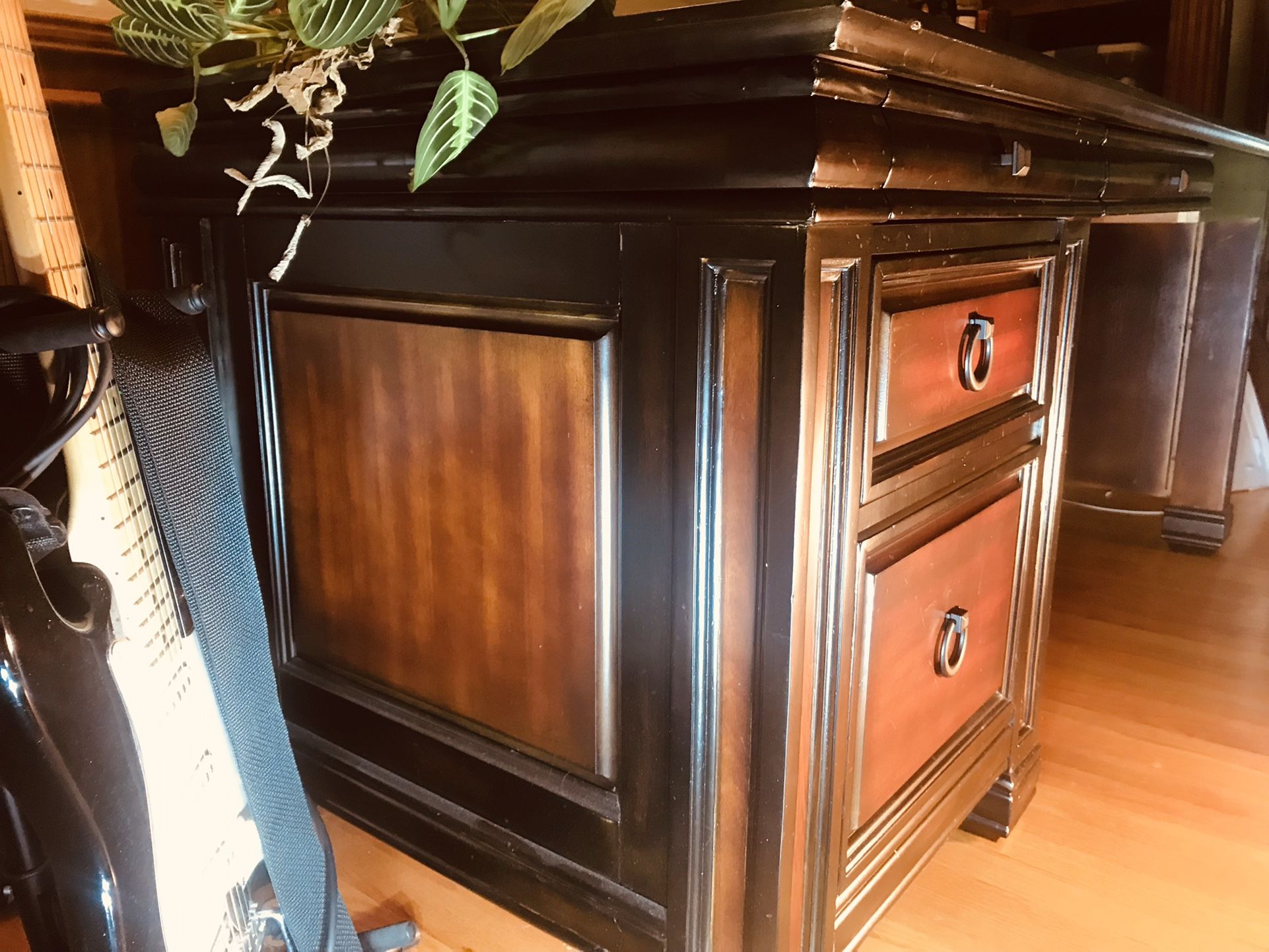 Free!! Executive Solid Wood Desk – Traditional Style Espresso & Cherry Finish    