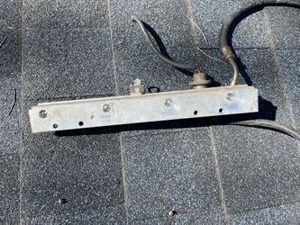 B Series Fuel Rail