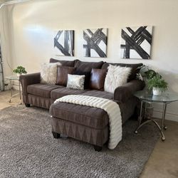 Gently Used Sectional Sofa / Reversible Chaise