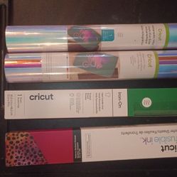 cricut vynal rolls and material
