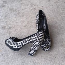 Like New Coach 'Corey' Monogram Black-White Peep-Toe Platform Pumps Sz.7