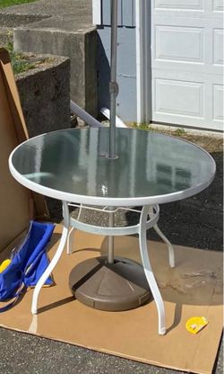 Patio Table Round