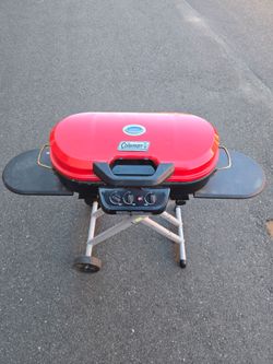 Coleman Roadtrip 285 Standup Propane Gas Grill Red, 3-Burner, 20K BTU