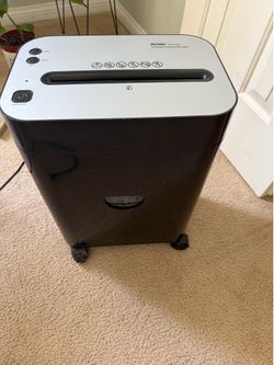 Paper Shredder – Excellent Condition