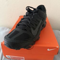 Nike Reax 8 TR Mesh Mens Size 9.5