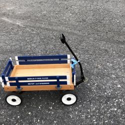 Wooden Wagon very good condition like new