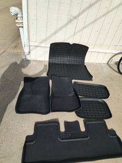 17-23 Tesla model 3/Y Mats