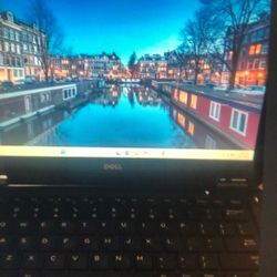 Fast Dell Latitude 7250 i7 12GB / 500GB