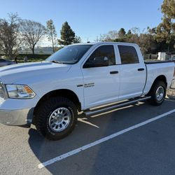 2017 RAM 1500 5.7 Hemi 4x4