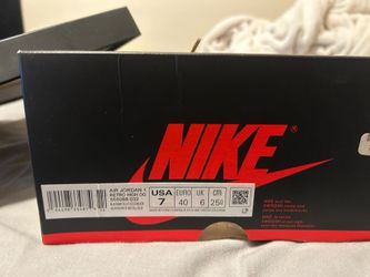 Jordan 1 black metallic