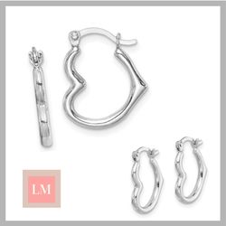Sterling Silver Small Heart Hoop Earrings / Sterling Silver