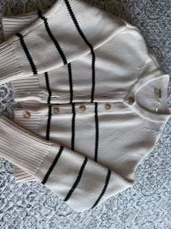 Sweater size S