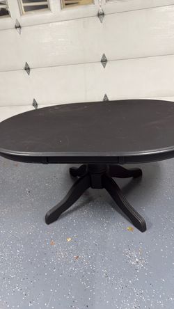 Mesa de cocina sin sillas