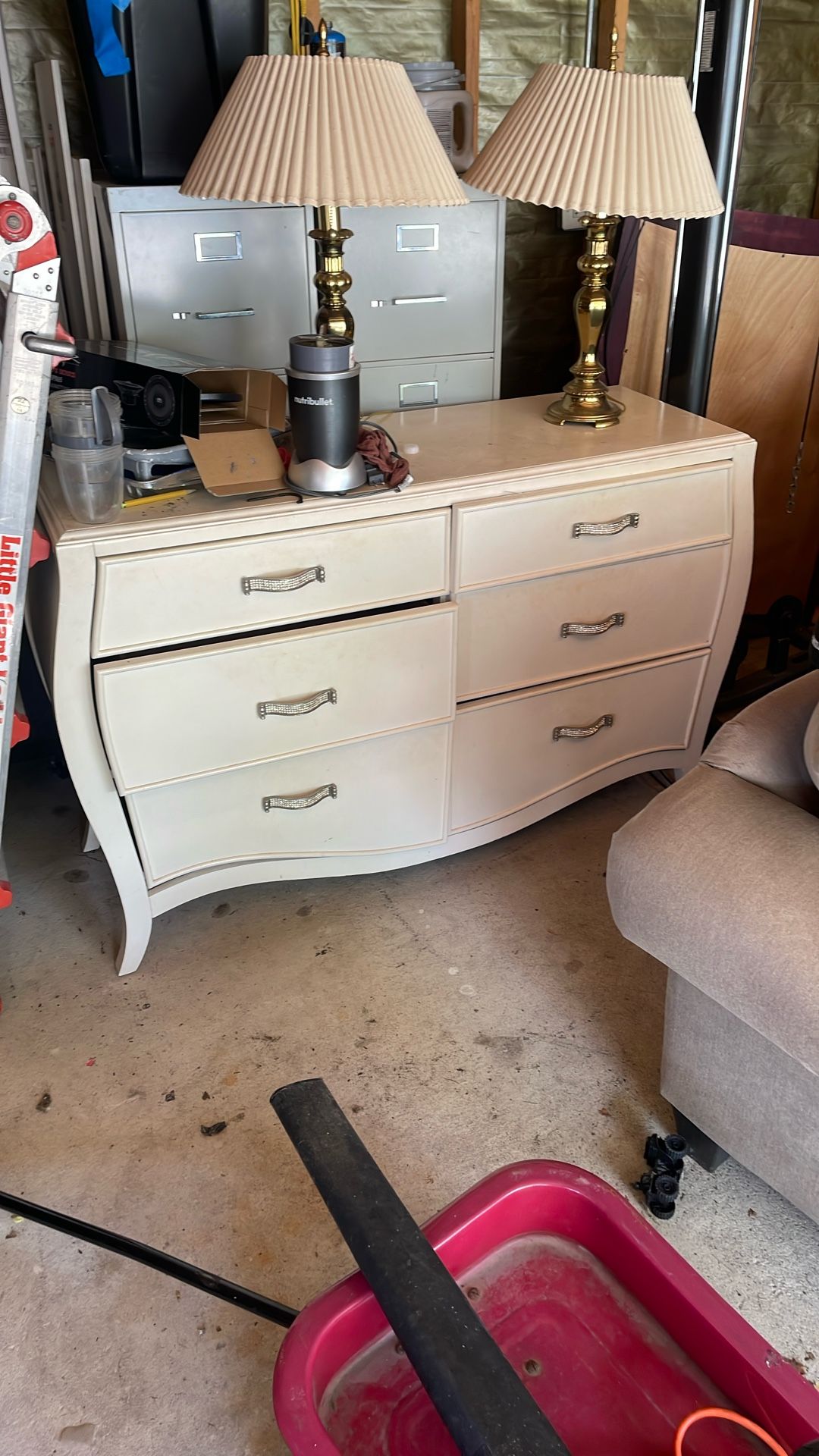 Dresser