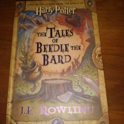 Harry Potter Ser.: The Tales of Beedle the Bard by J. K. Rowling (2008,...