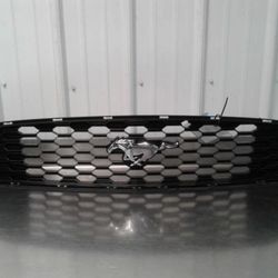 15-17 Ford Mustang Front Bumper Grille Cover