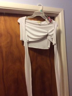 NEW WITH TAG, WOMAN JUNIORS VIZIO DRESS SHIRT.