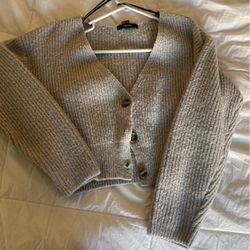 light grey forever 21 cardigan / sweater top
