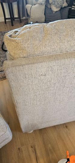 Cleaning couches